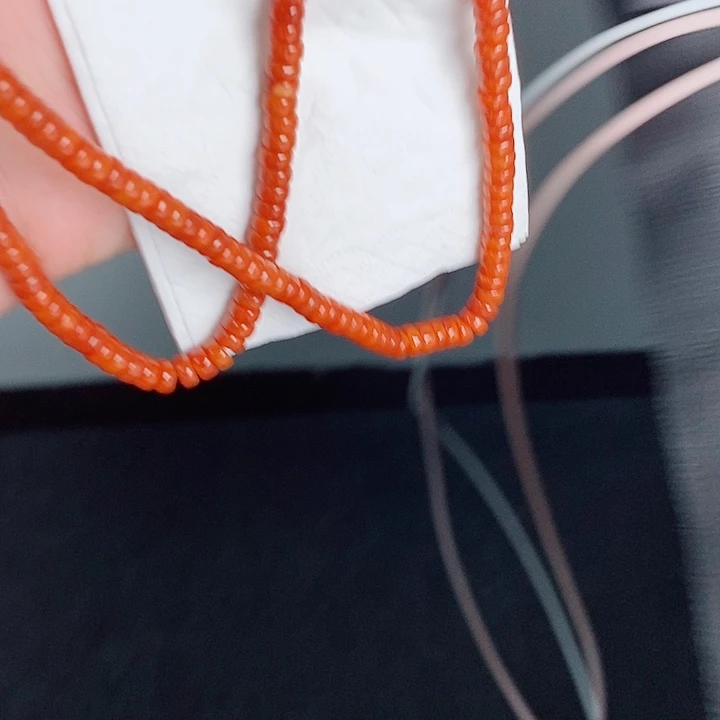 颈饰未镶嵌翡翠^翡翠