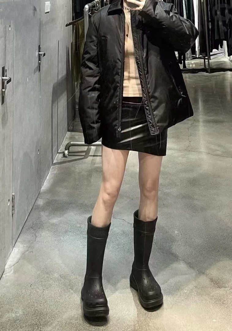 “好货金属标翻领拉链羽绒”男女同款鹅绒羽绒外套020403