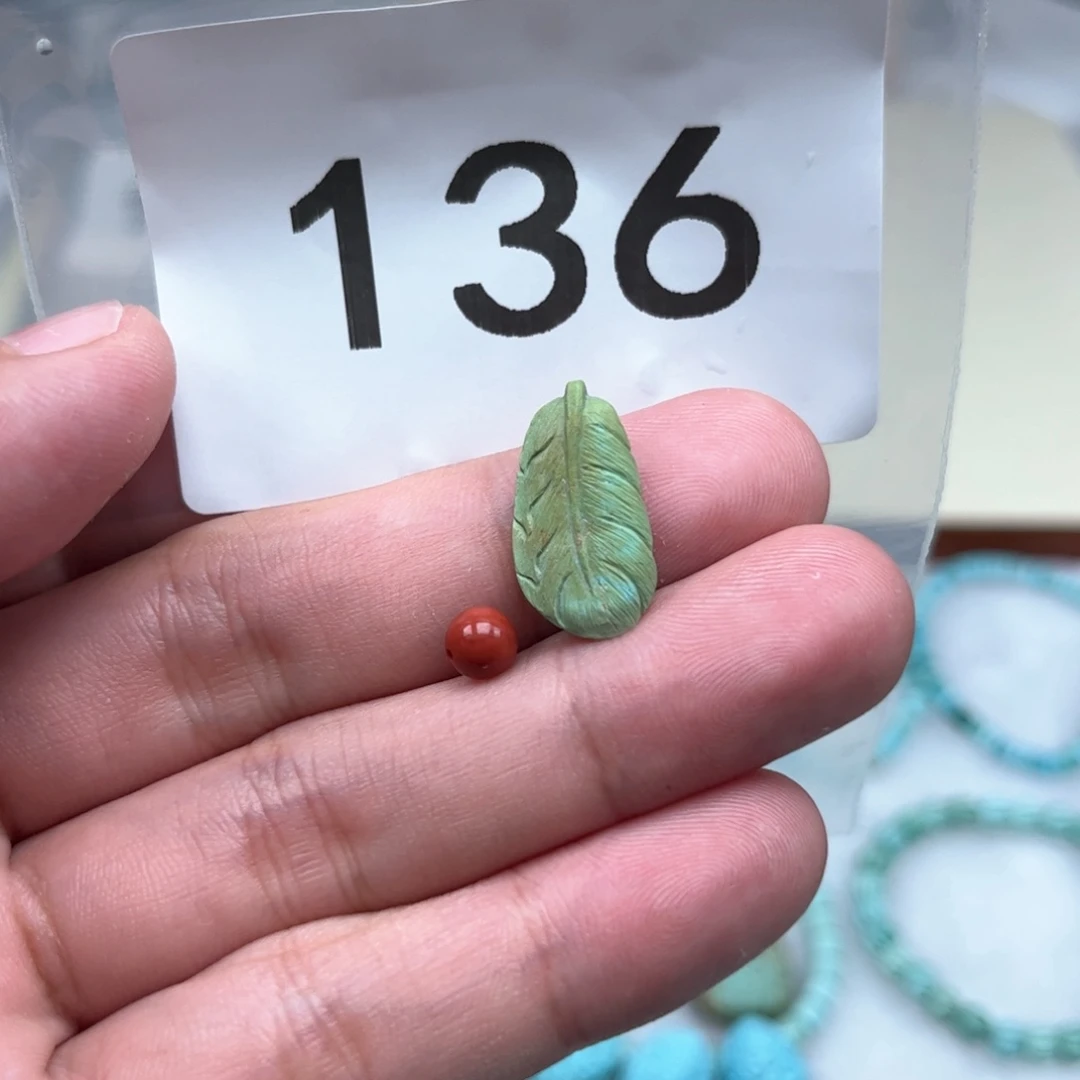 南红玛瑙未镶嵌珠宝奇石