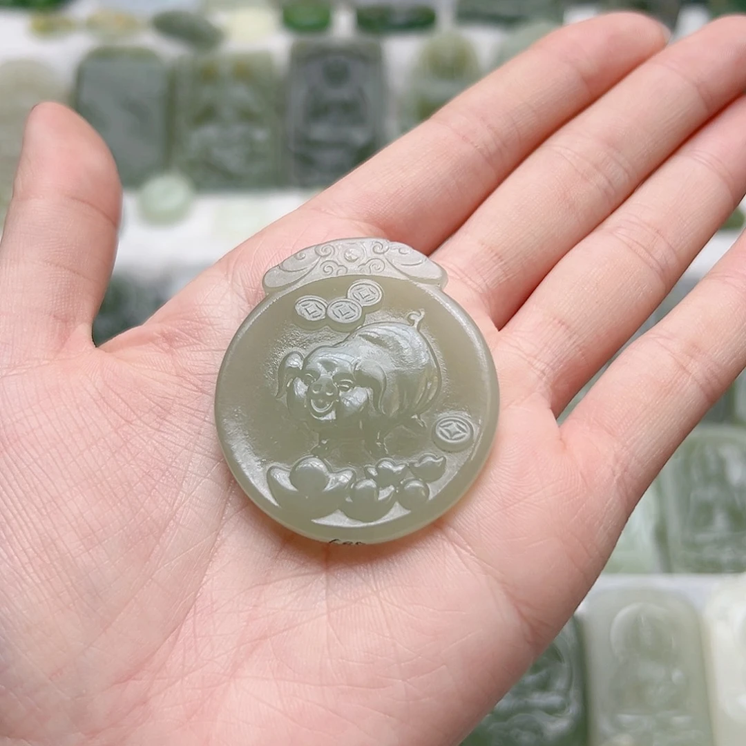 和田玉颈饰未镶嵌