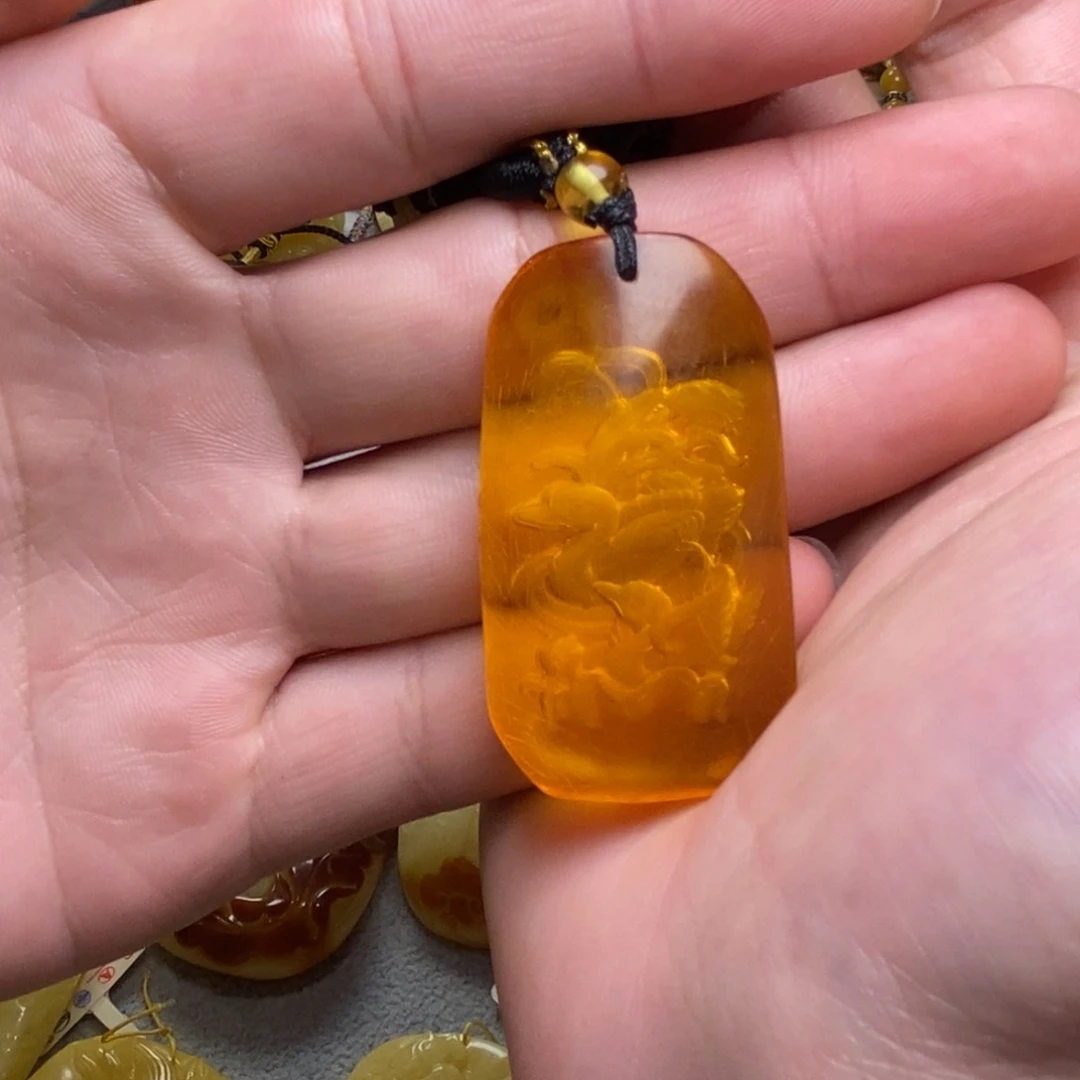 琥珀未镶嵌裸石蜜蜡