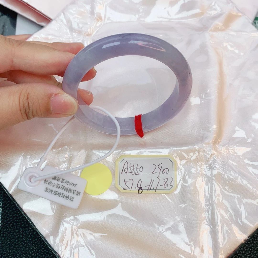 翡翠手镯未镶嵌缅甸翡翠
