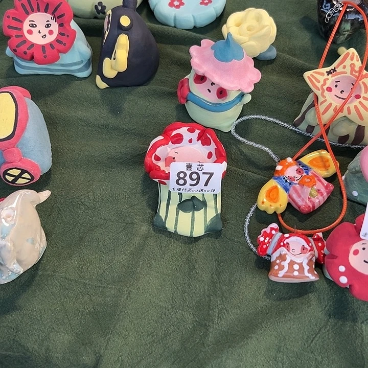 s***a摆件景德镇陶瓷手作猪猪猪摆件