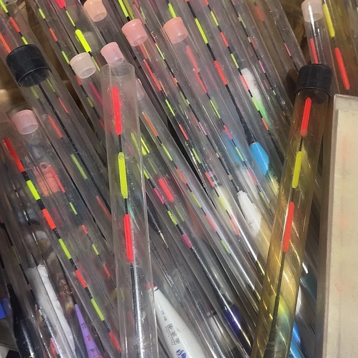 随机发3只夜光漂11111