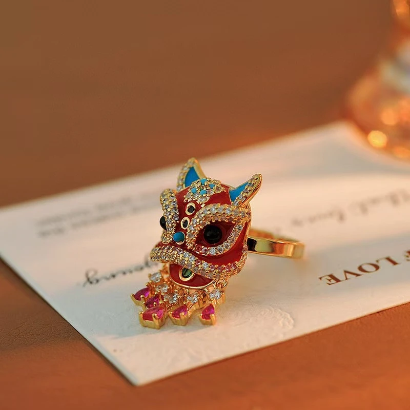 铜合金合成锆石戒指 F056---新中式百搭气质手工醒狮开口戒