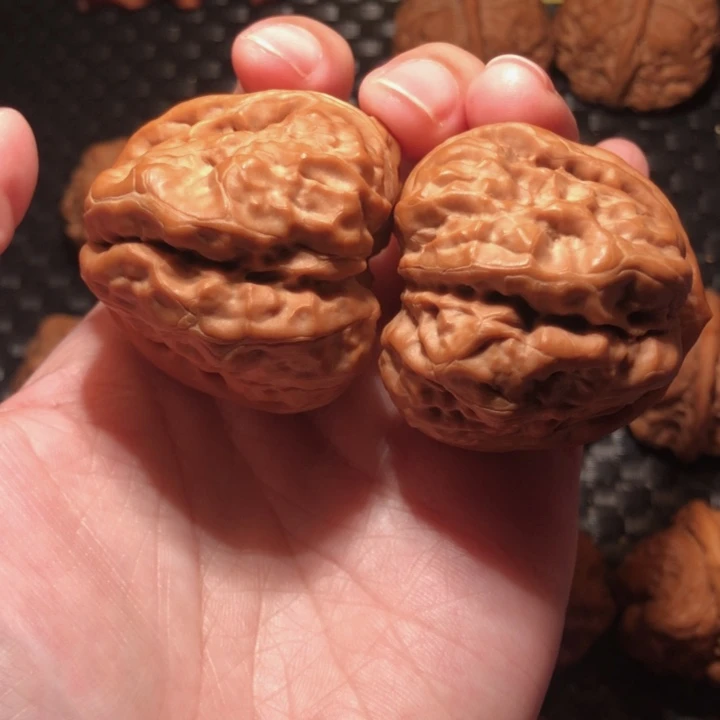 L***.文玩核桃把件蛙王