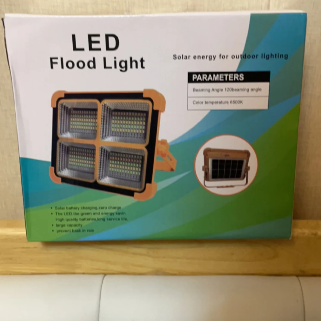 太阳能LED充电灯户外露营夜市摆摊家用超长续航应急照明灯