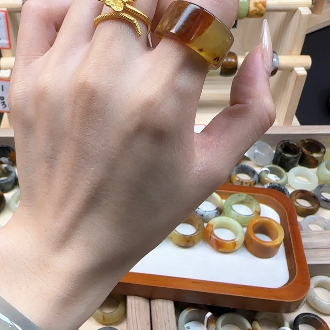 蛇纹石玉岫玉内径18.4合金郑*.