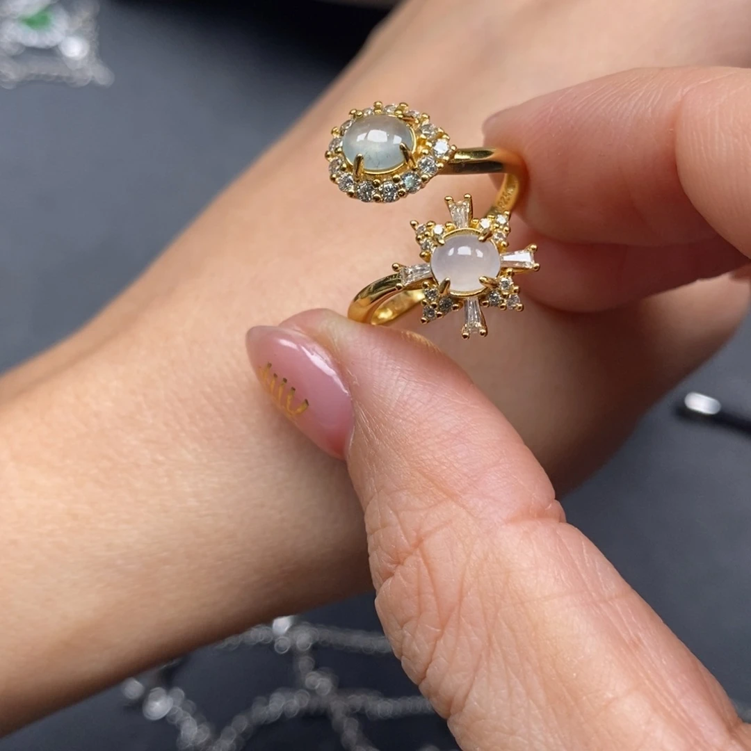 翡翠颈饰未镶嵌芒**志翡翠