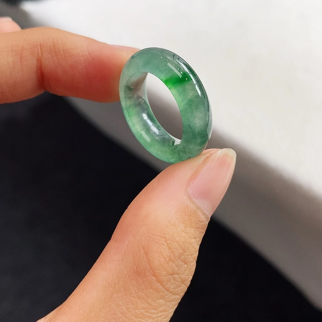 翡翠未镶嵌戒指9号