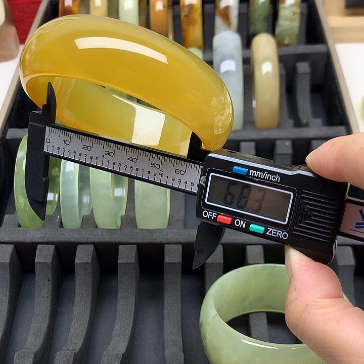 合金蛇纹石玉手镯