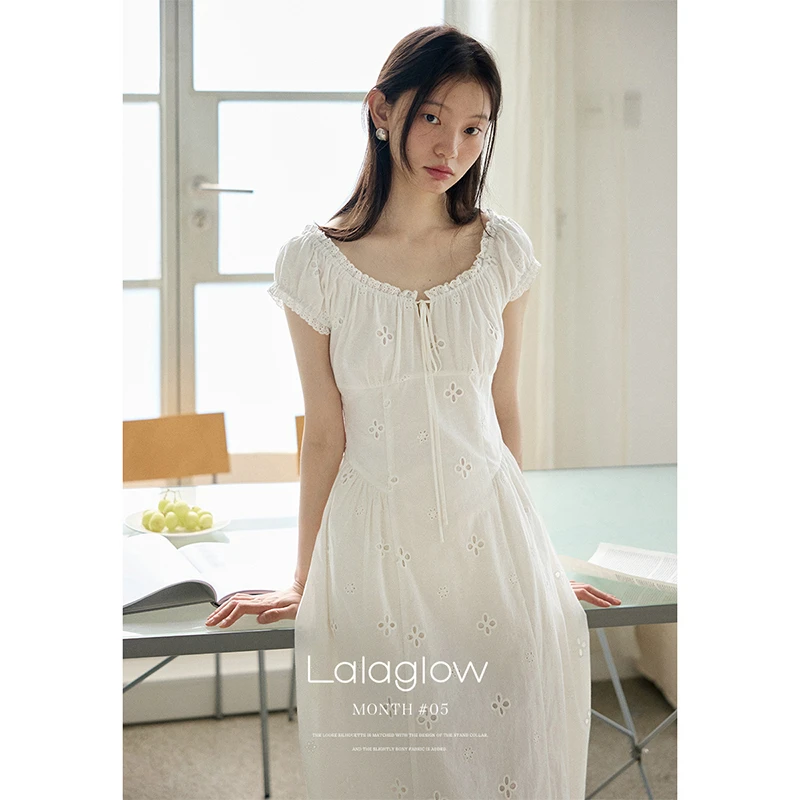 Lalaglow 全棉法式气质镂空刺绣短袖连衣裙女夏新款收腰显瘦长裙