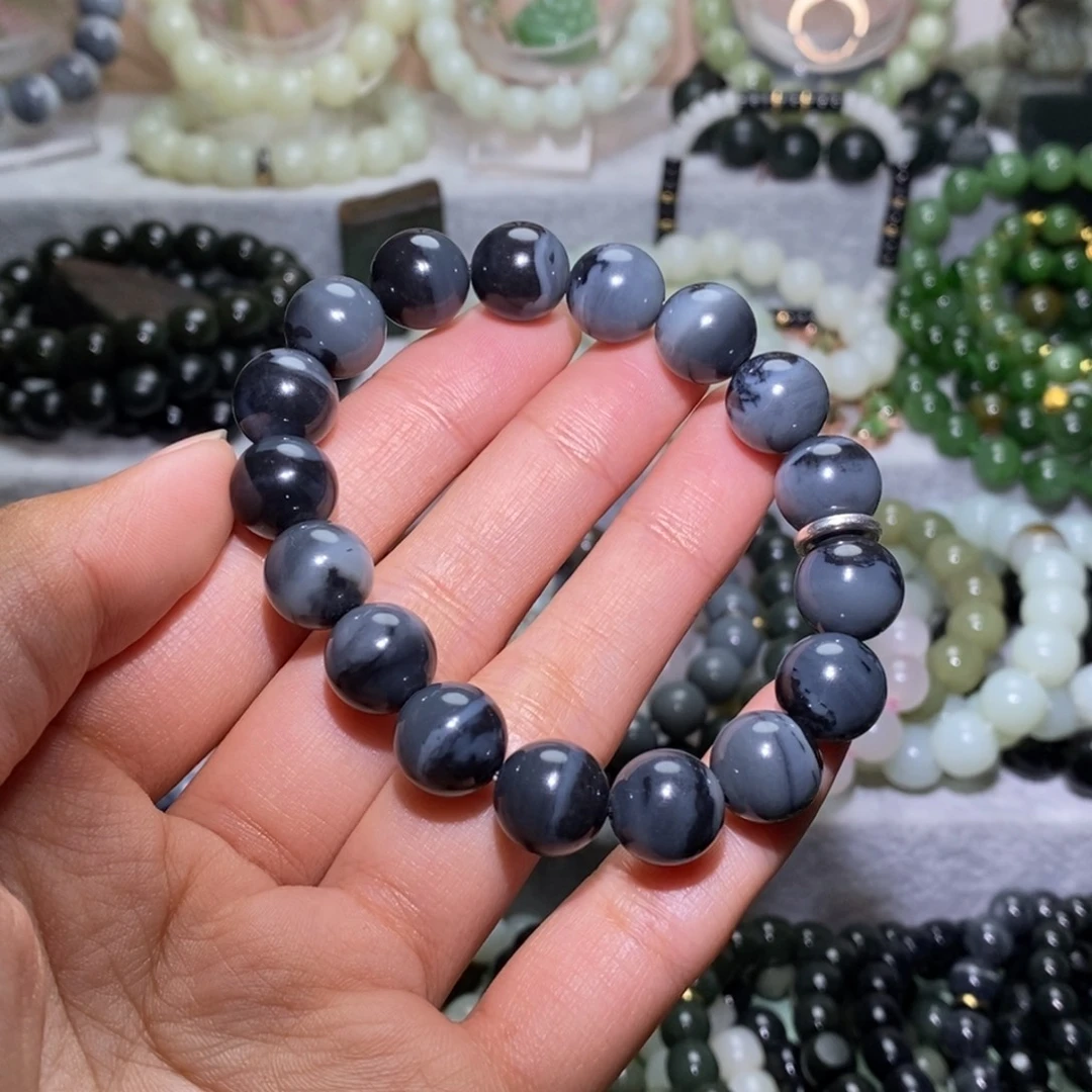 行***远和田玉未镶嵌手链