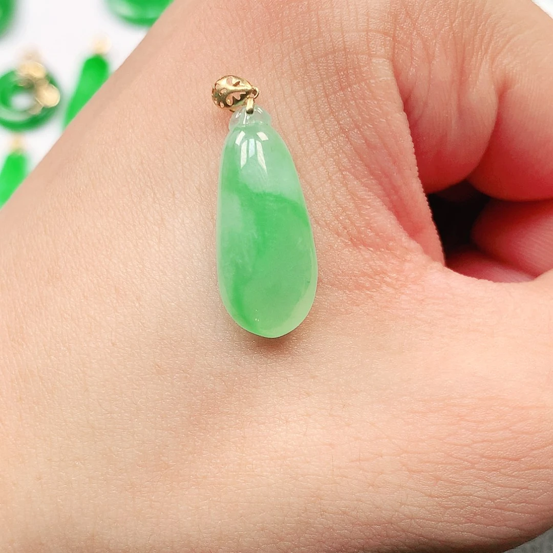 吊坠(不含链)18K金镶嵌翡翠