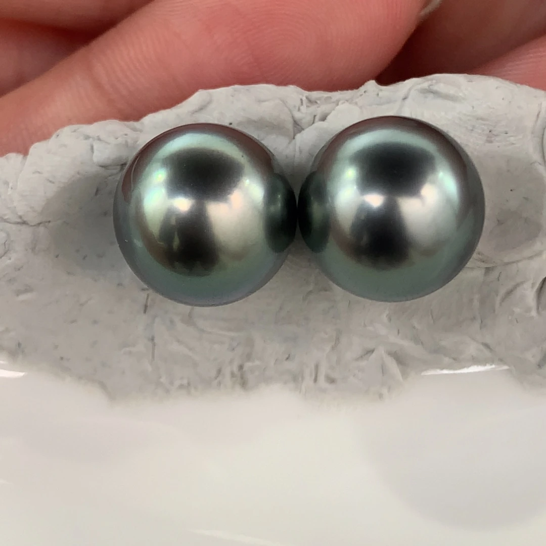 未镶嵌裸珠定制海水珍珠12-13mm孔雀绿裸珠两颗