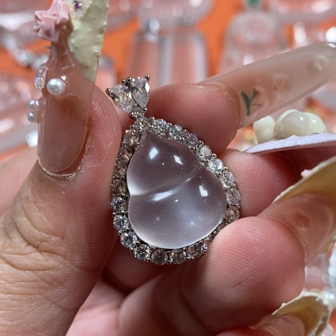 石英质玉银S925镶嵌颈饰葫芦