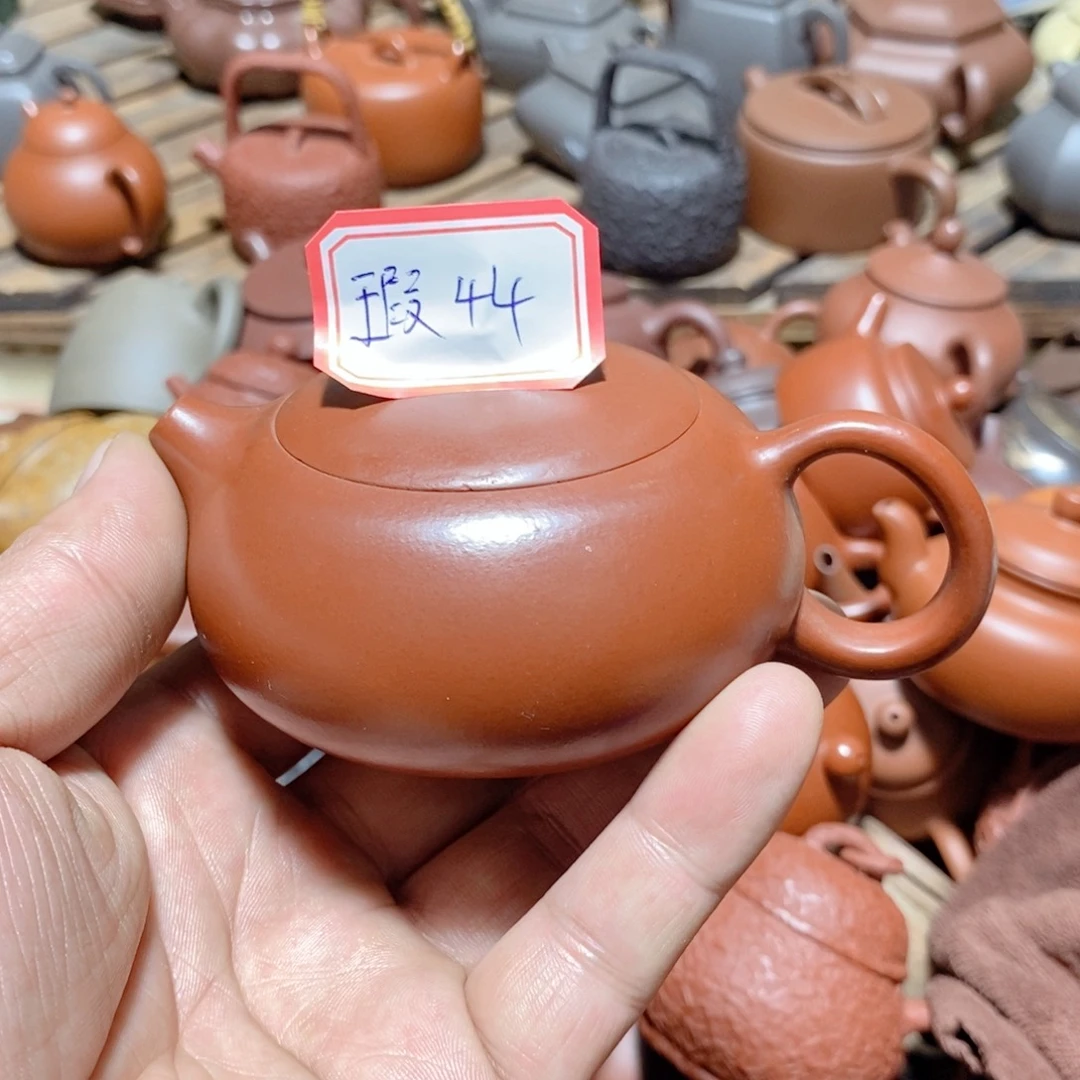 紫砂茶壶欢迎各位光临惠顾