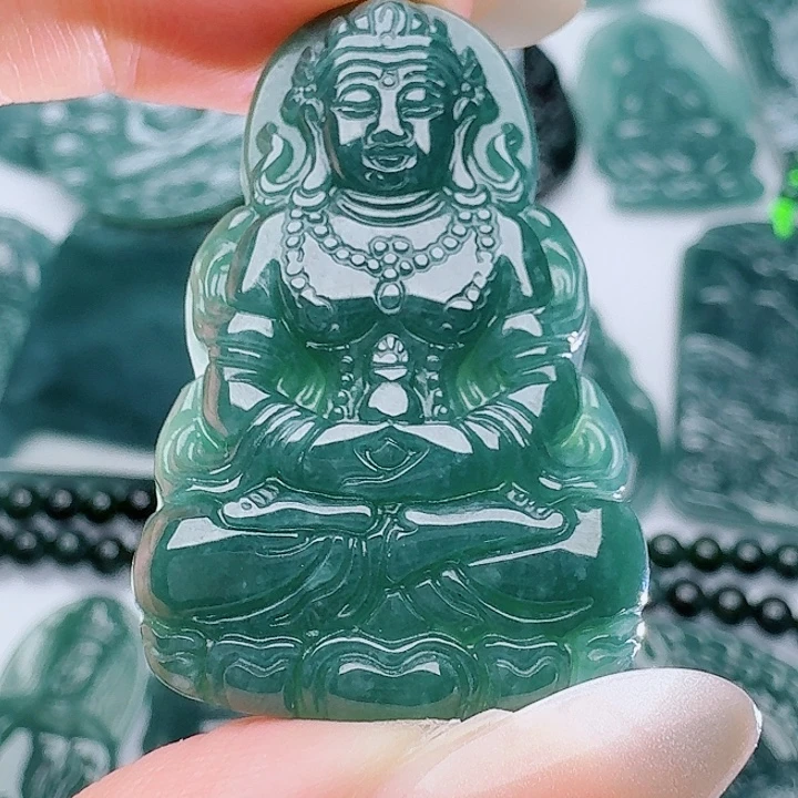 翡翠未镶嵌颈饰111