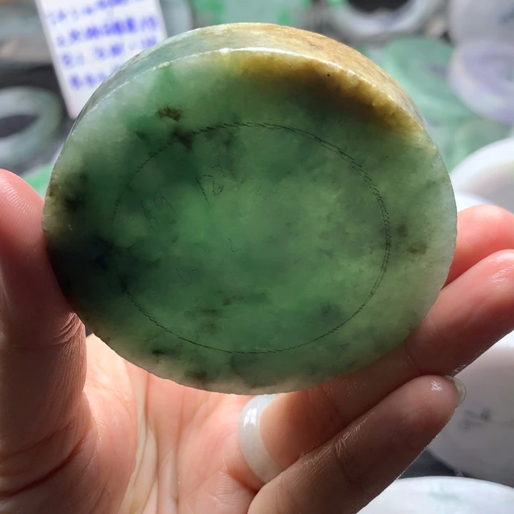 未镶嵌手镯定制翡翠