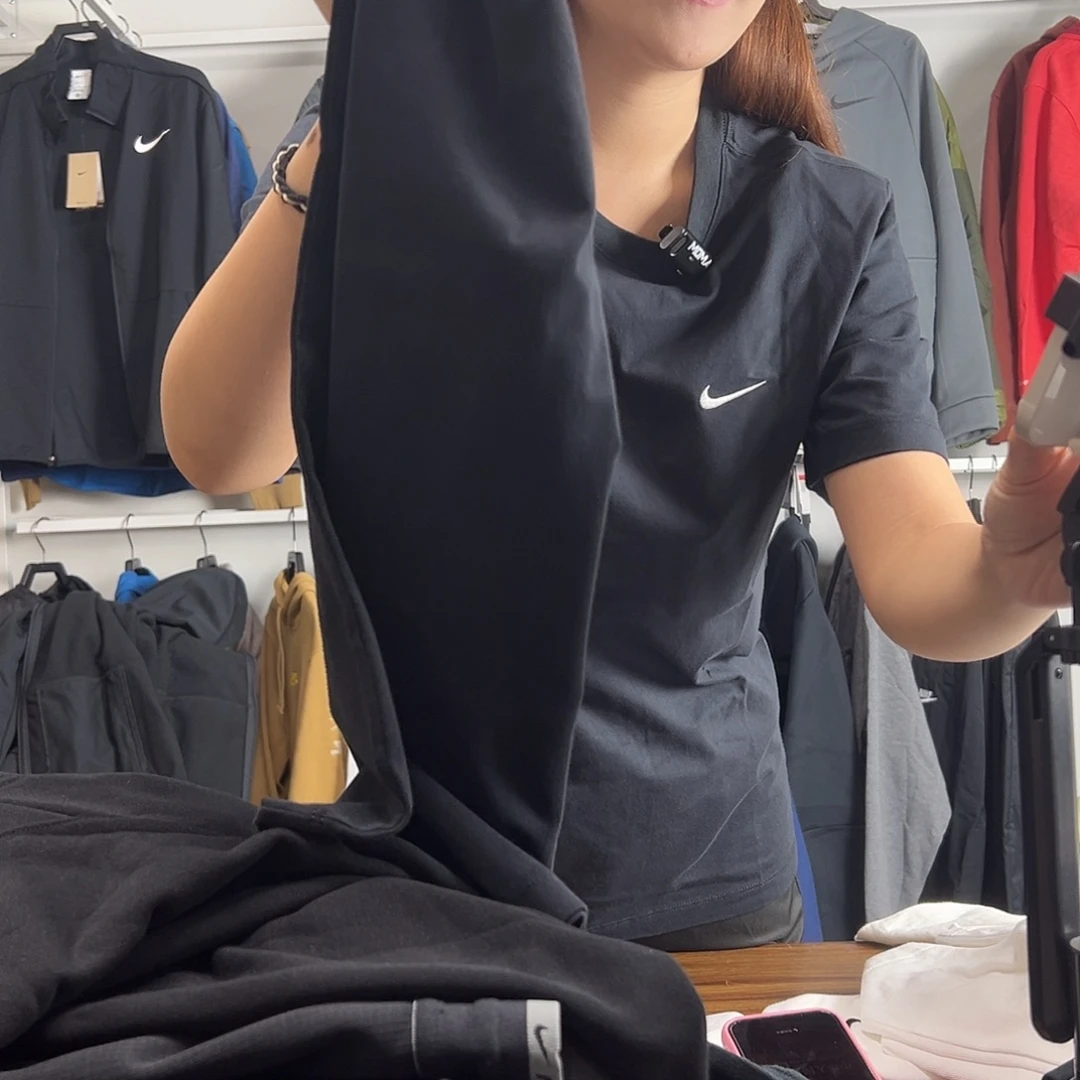 0508黑色棉L 130-150斤 不退换