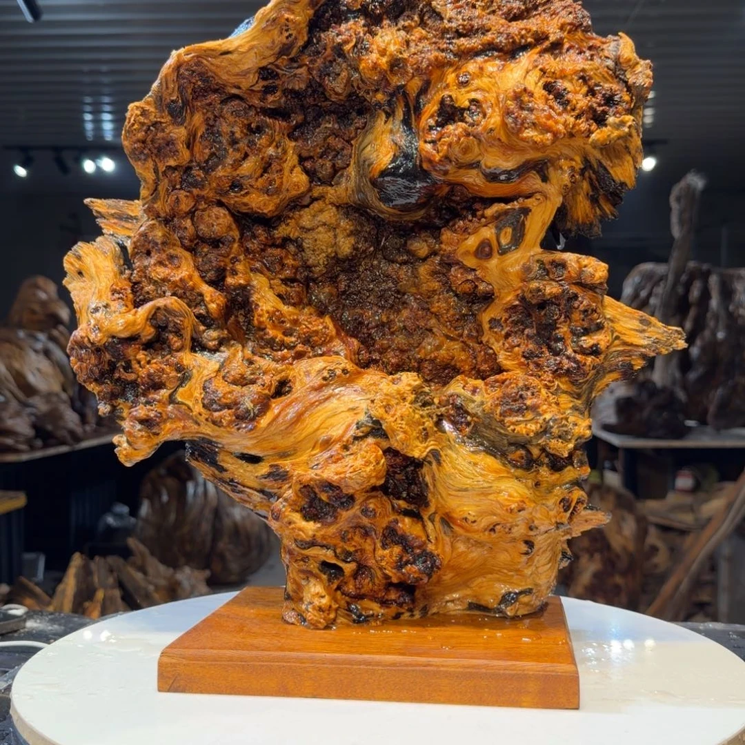 潮***墨木王一刀琥珀木摆件83