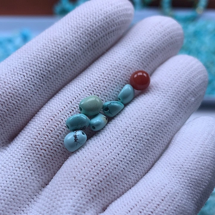 南红玛瑙未镶嵌珠宝奇石