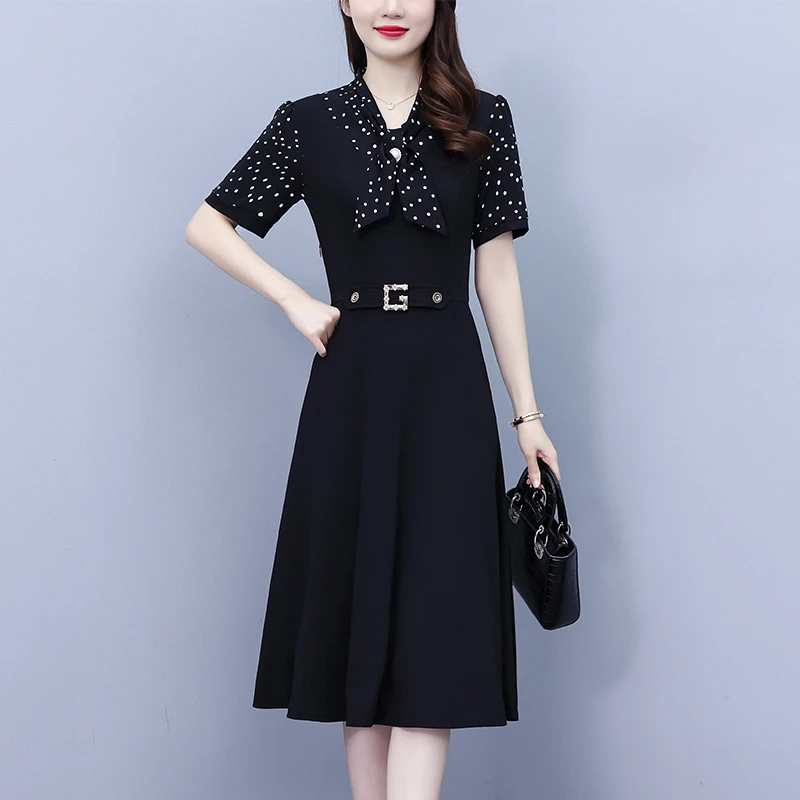 2025年夏季新款胖MM短袖蝴蝶结领印花拼接气质优雅显瘦A字连衣裙