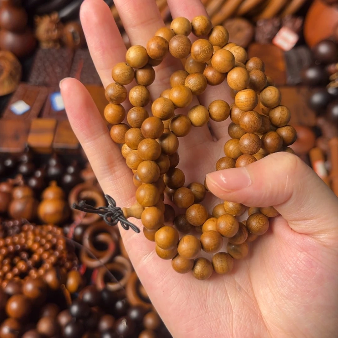 枣木雷桃108卡0.8手串