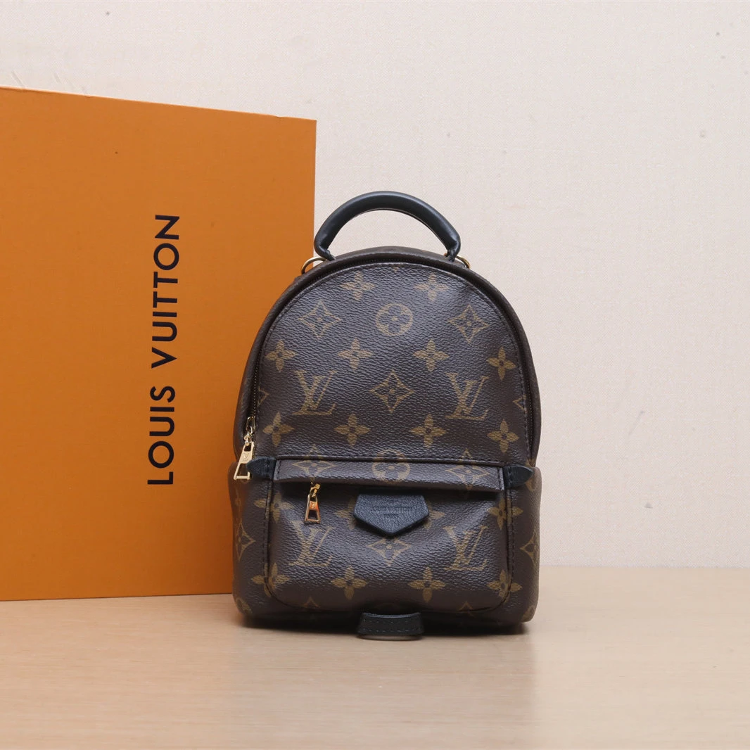 95新 LouisVuitton/路易威登 【活动黑黑】小书包 Mini 17 老花