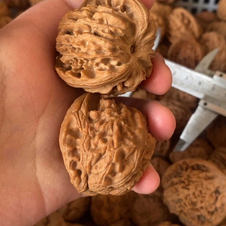 问***林文玩核桃吊坠文玩核桃