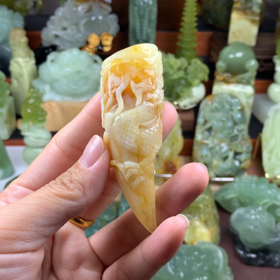 岫玉未镶嵌手把件