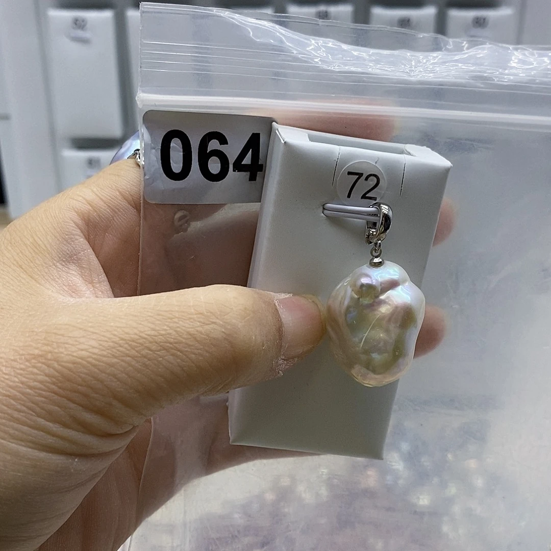 合金耳饰淡水珍珠