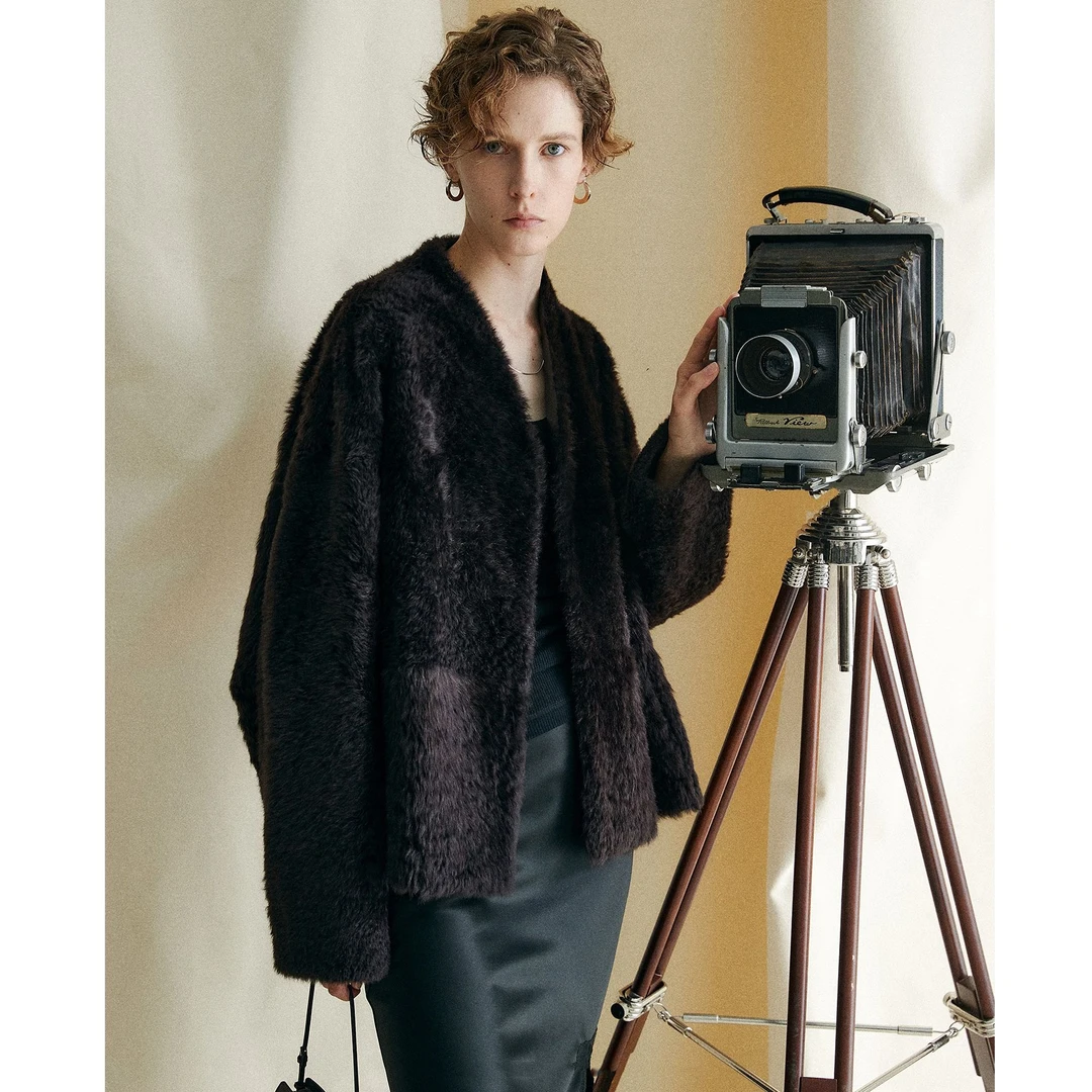 人造皮草 冬季新款休闲保暖仿皮草百搭短外套V领宽松时尚上衣女