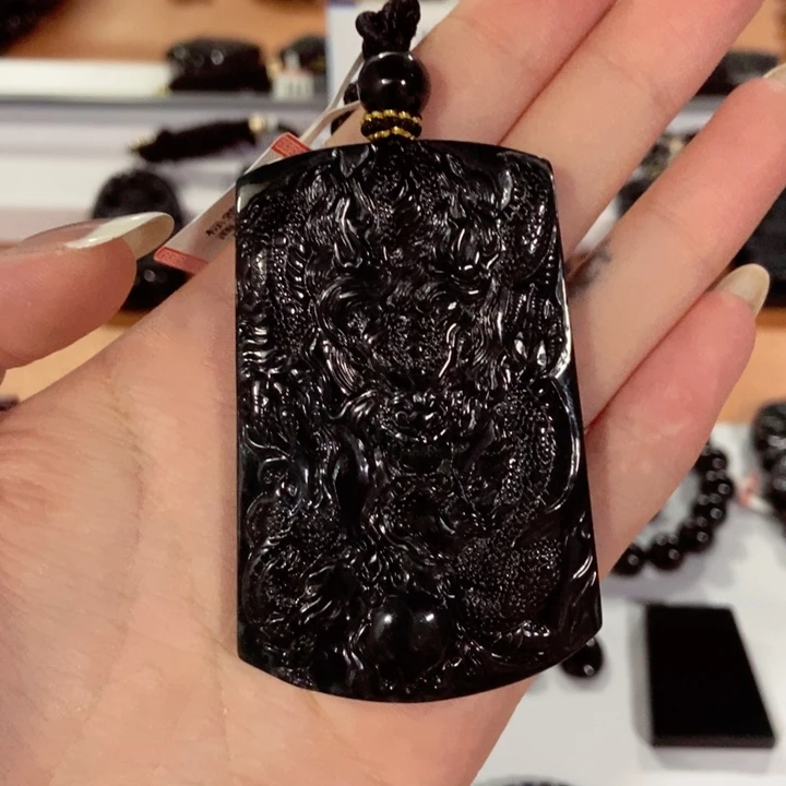 喜***农翡翠未镶嵌颈饰翡翠