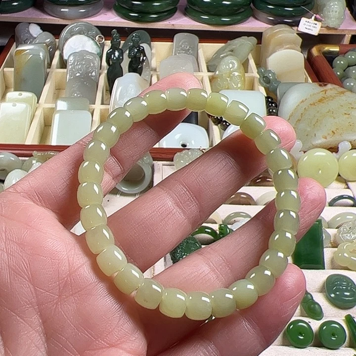 和田玉（糖玉）未镶嵌颈饰
