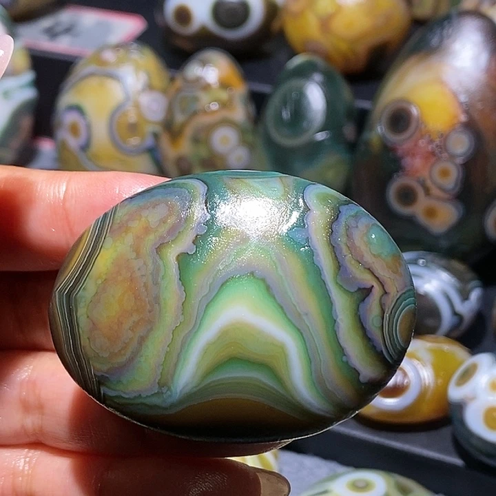 玛瑙/玉髓未镶嵌珠宝奇石58