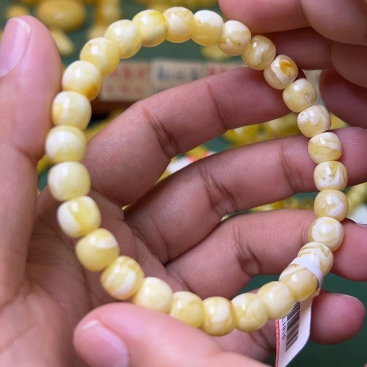 蜜蜡未镶嵌珠宝奇石