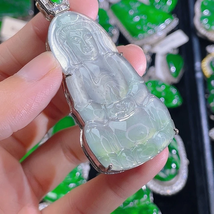 翡翠未镶嵌颈饰08