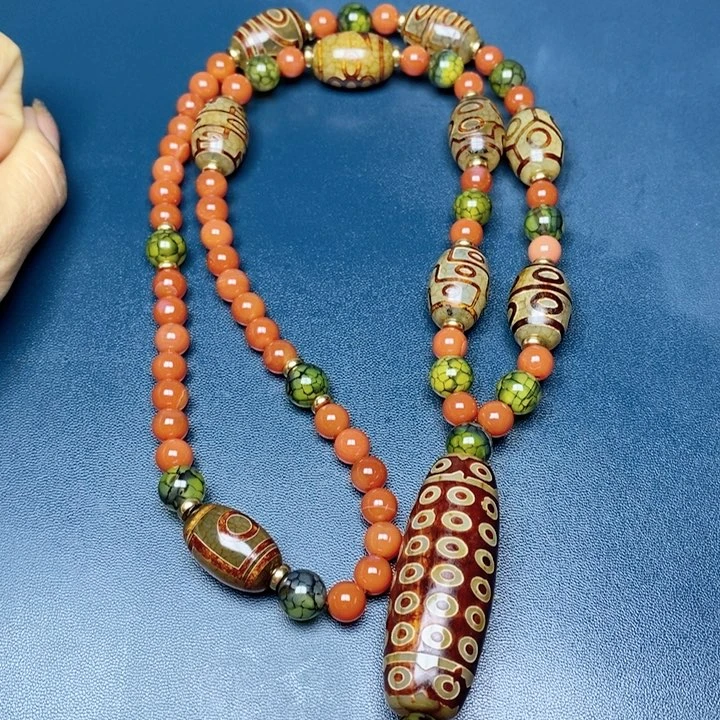 玛瑙/玉髓颈饰未镶嵌