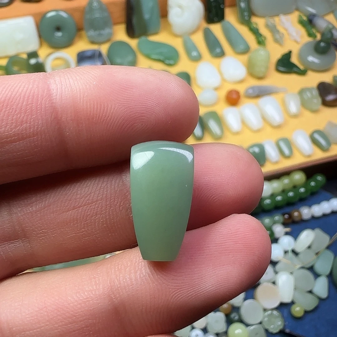 金***晟和田玉未镶嵌颈饰