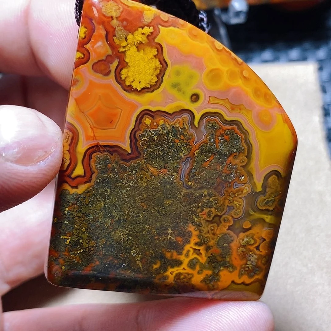 玛瑙/玉髓颈饰未镶嵌闭**语