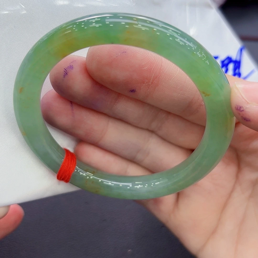 翡翠手镯未镶嵌手镯54/56