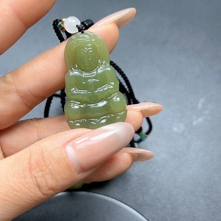 【闪购商品】颈饰未镶嵌和田玉