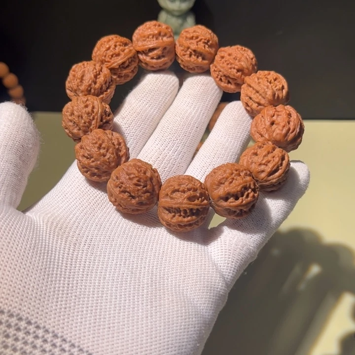 文玩核桃手串……46