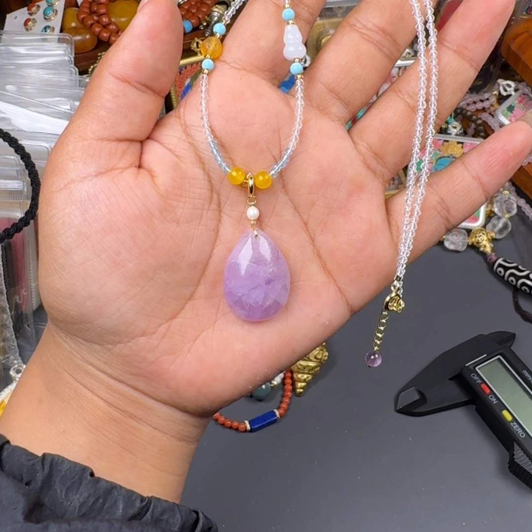 泥塑杜***。藏式风格彩绘泥塑擦擦