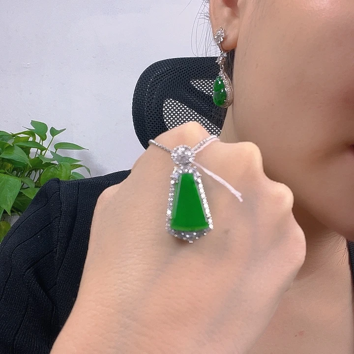 翡翠银S925镶嵌吊坠(不含链)