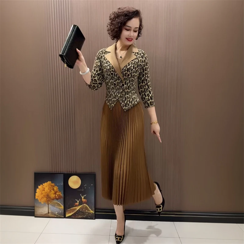 春季新款时尚西服领百褶连衣裙气质名媛女士裙子修身显瘦洋气长裙