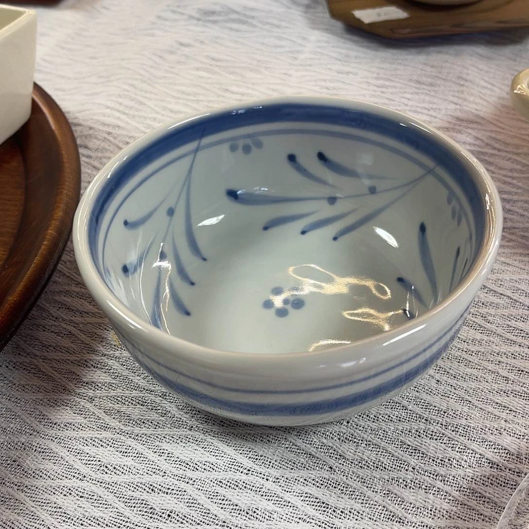 青花简约风异形干饭碗1