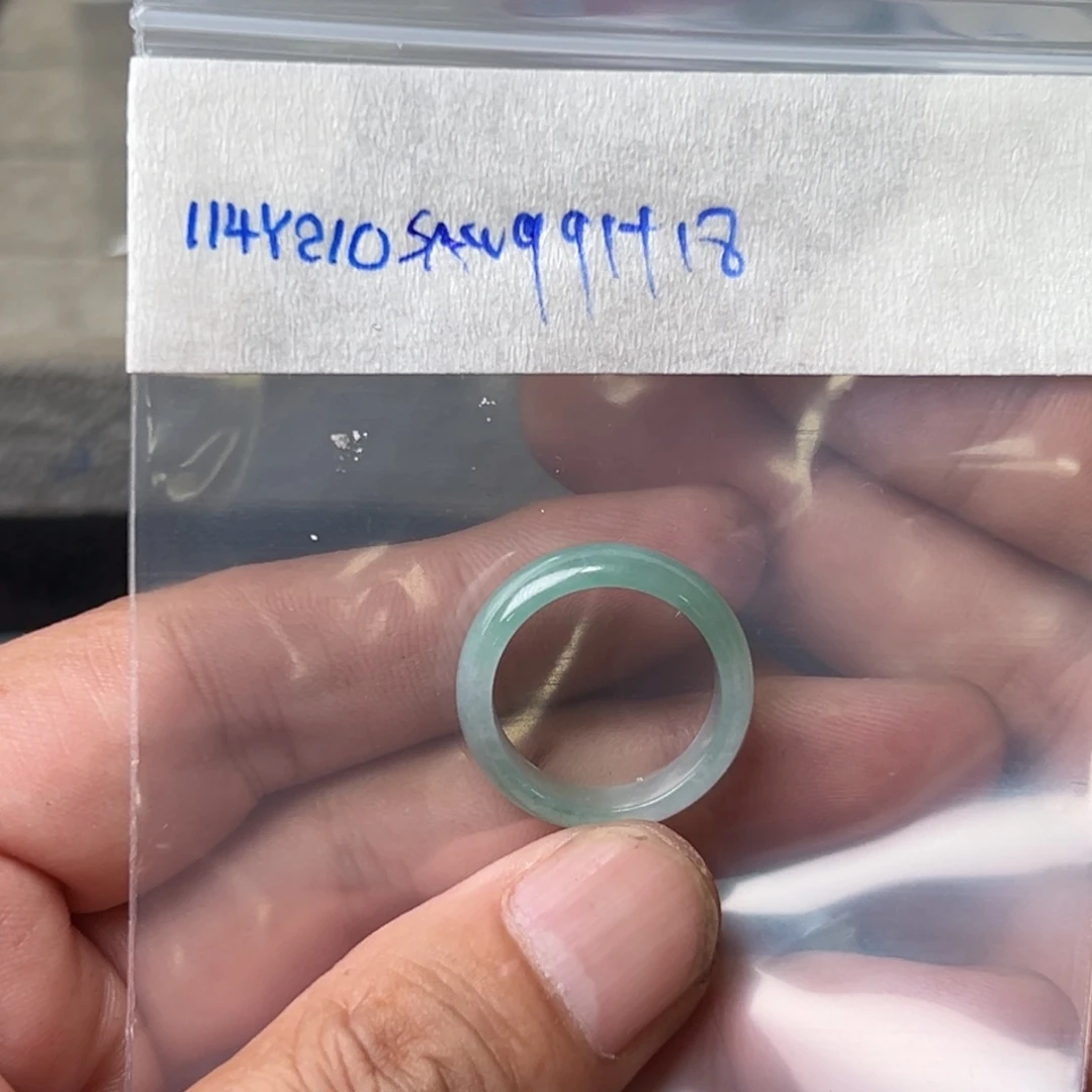 定制翡翠未镶嵌小*爱