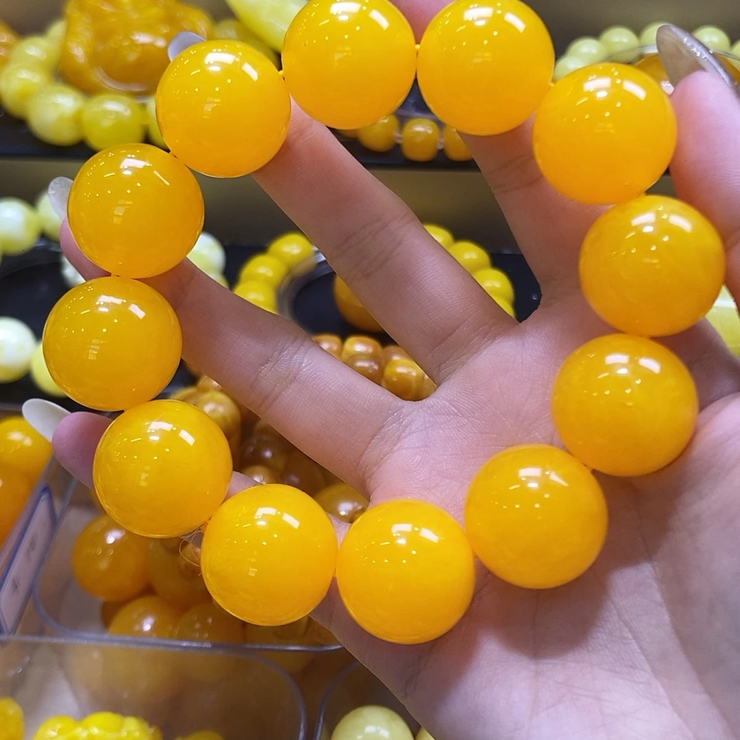S***E鸡油黄20全品无暇